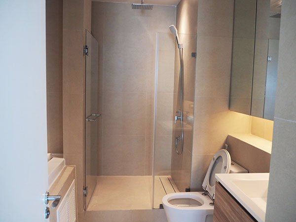 คอนโด-the-lake-แบบ-2-1-ห้องนอน-พื้นที่กว้าง-a-spacious-nicely-décor-2-1-bed-unit-at-the-lake