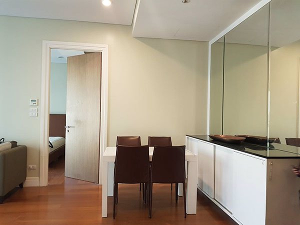 ห้องสวยแบบ-2-ห้องนอน-ที่-คอนโด-bright-sukhumvit-24-a-nice-2-bedroom-unit-at-bright-sukhumvit-24
