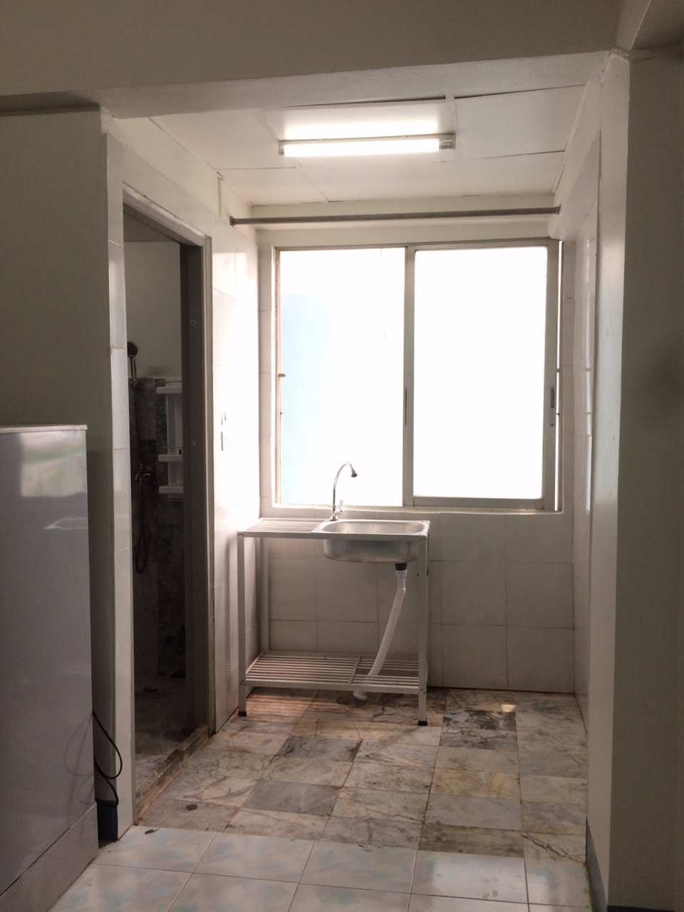 ห้องว่าง-ให้เช่าที่นิรันดร์คอนโดเทล-4-อยู่ชั้น-7-ราคาไม่แพง-อากาศถ่ายเทสะดวก-บรรยากาศดี-ปรับปรุงใหม่