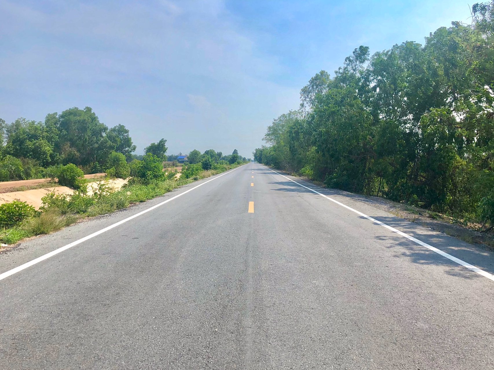 ขายที่-5ไร่-666ตรว-ตบางอ้อ-อบ้านนา-จนครนายก-ติดแม่น้ำนครนายก-ติดลาดยาง