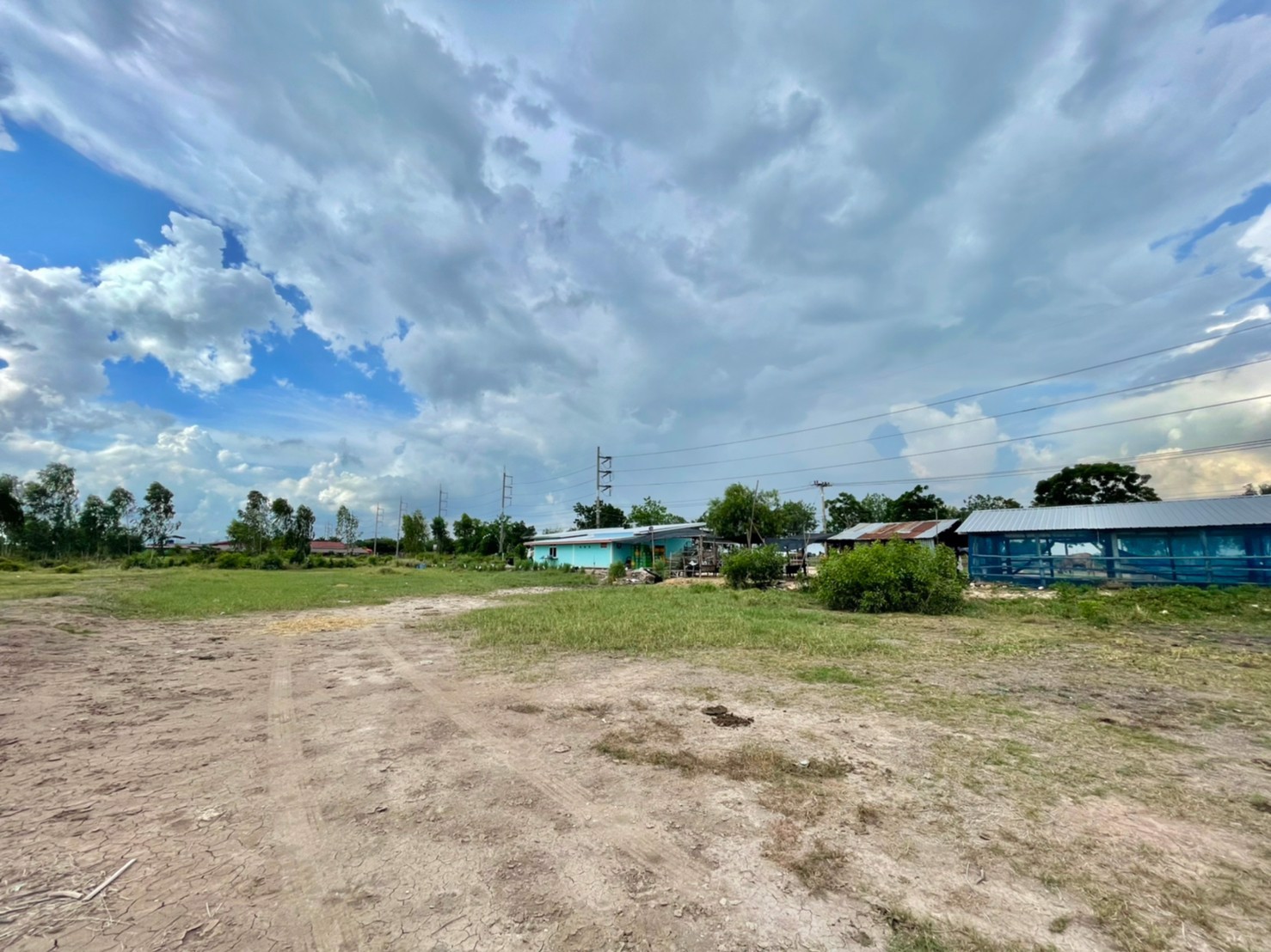 ขายสิทธิ-ที่ถมแล้ว-1-ไร่-2-งาน-ตดงละคร-อเมือง-จนครนายก-ใกล้ร้านครัวลมโชย-ติดถนน