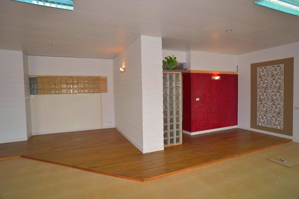 ขายด่วนลดราคาออฟฟิศ-office-ในคอนโดอยู่ติดถนนใหญ่อ่อนนุช-180-ตรมราคา-ตรม-ละ-38000-หรือ-684ล้าน