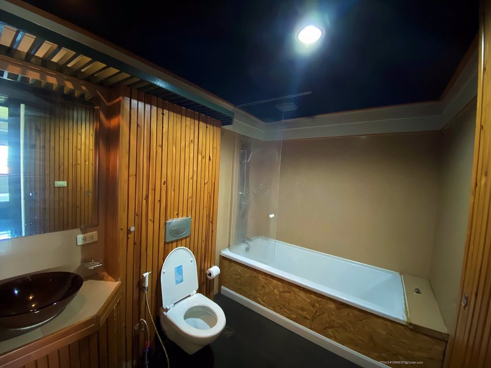 ให้เช่า-คอนโดพื้นที่เยอะ-ติดถนนใหญ่อ่อนนุช-2-ห้องนอน-2-ห้องน้ำ-พร้อมห้องครัว-96-ตรม-ราคา16000-บาท