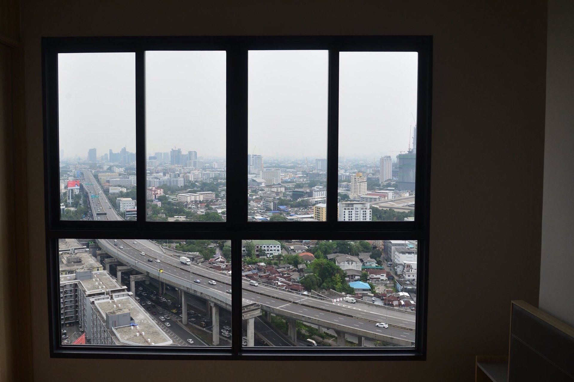 ให้เช่า-ideo-o2-ไอดีโอ-โอทู-11000-ตึก-a-ชั้น-30-โทร-0806288997-ม่อน