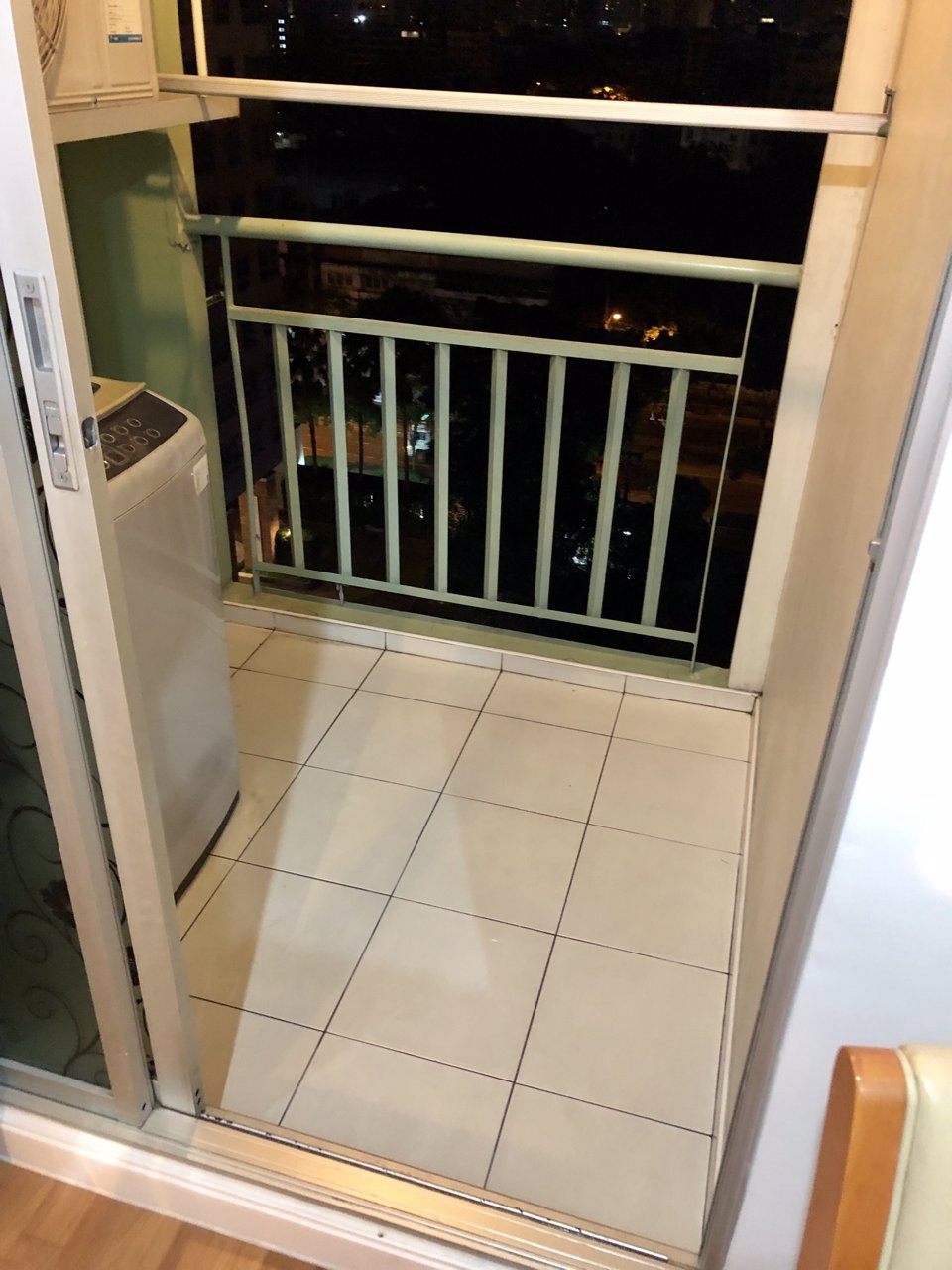 ให้เช่าคอนโดลุมพินีเพลส-พระราม4-กล้วยน้ำไท-ชั้น-10-ให้เช่า-10000-บาท-โทร-0806288997-คุณม่อน