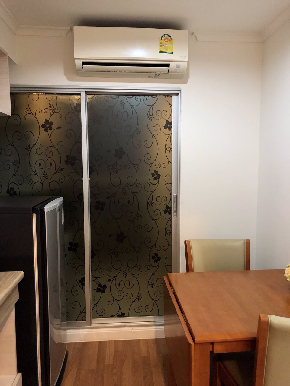 ให้เช่าคอนโดลุมพินีเพลส-พระราม4-กล้วยน้ำไท-ชั้น-10-ให้เช่า-10000-บาท-โทร-0806288997-คุณม่อน