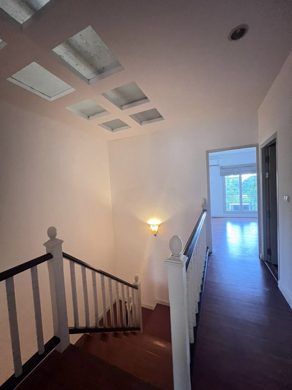 ให้เช่าบ้าน-townhome-ในหมู่บ้าน-urban-sathorn-bolero-zone-ติดถนนใหญ่-ราชพฤกษ์