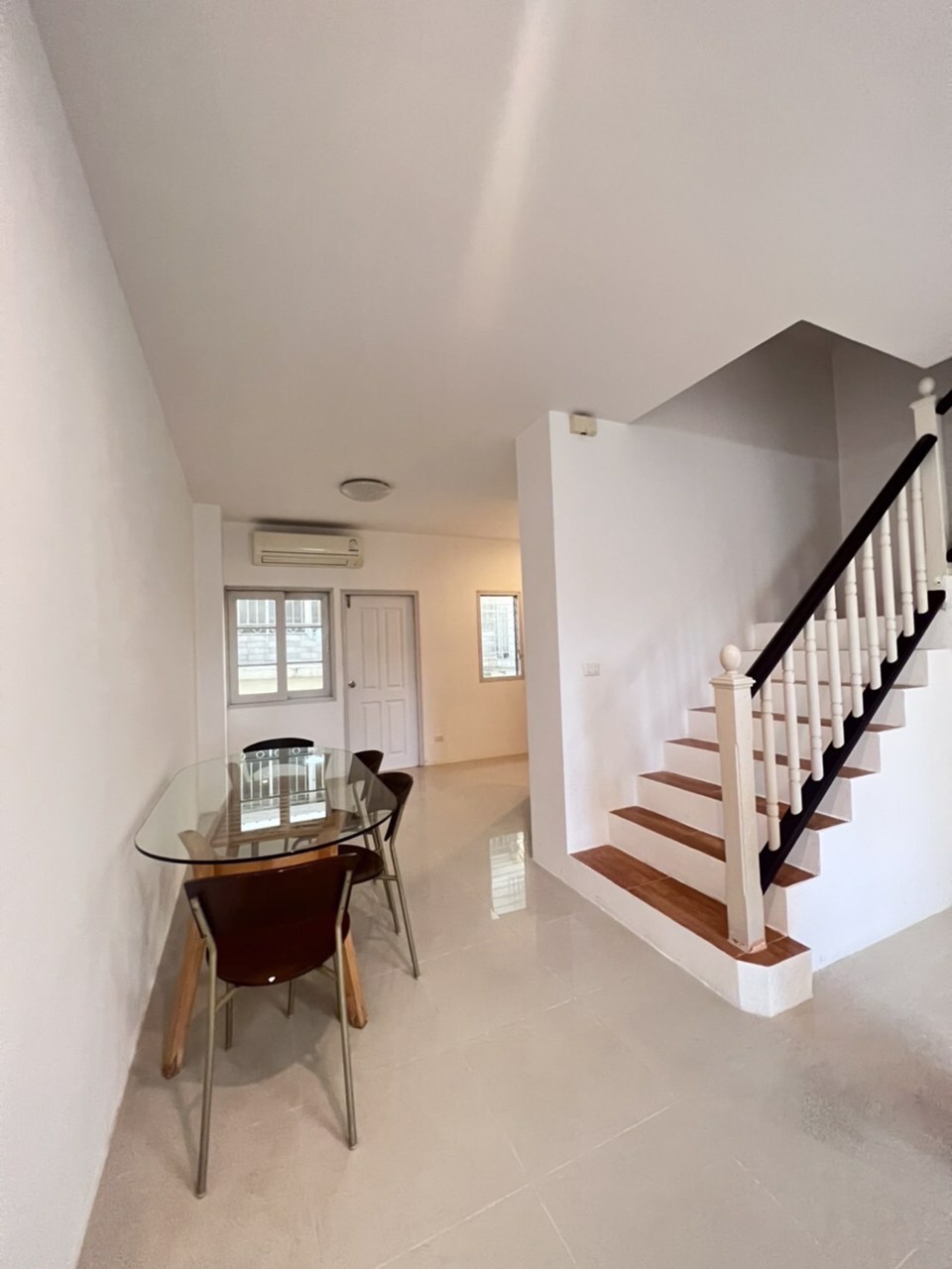 ให้เช่าบ้าน-townhome-ในหมู่บ้าน-urban-sathorn-bolero-zone-ติดถนนใหญ่-ราชพฤกษ์