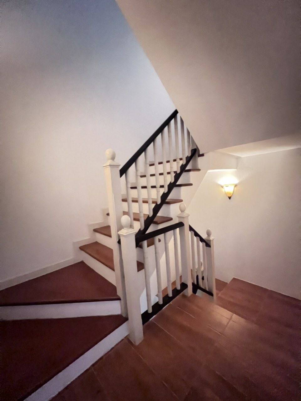 ให้เช่าบ้าน-townhome-ในหมู่บ้าน-urban-sathorn-bolero-zone-ติดถนนใหญ่-ราชพฤกษ์