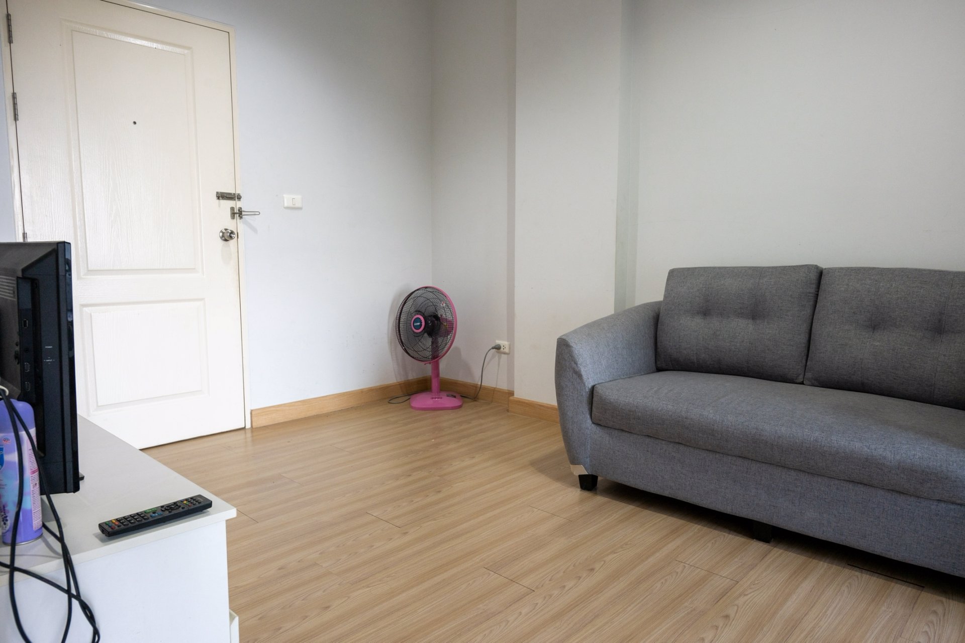 ให้เช่าคอนโด-the-kith-lite-บางกระดี-ติดถนนใหญ่-ถนนติวานนท์-ใกล้นิคมอุตฯบางกะดี-ปทุมธานี