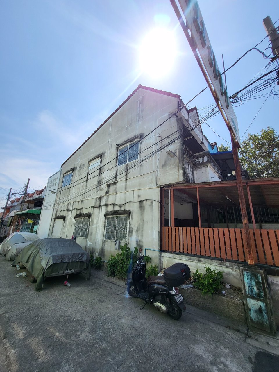 ทาวน์เฮ้าส์-2-ชั้น-หลังมุม-ขายถูก-เจ้าของขายเอง