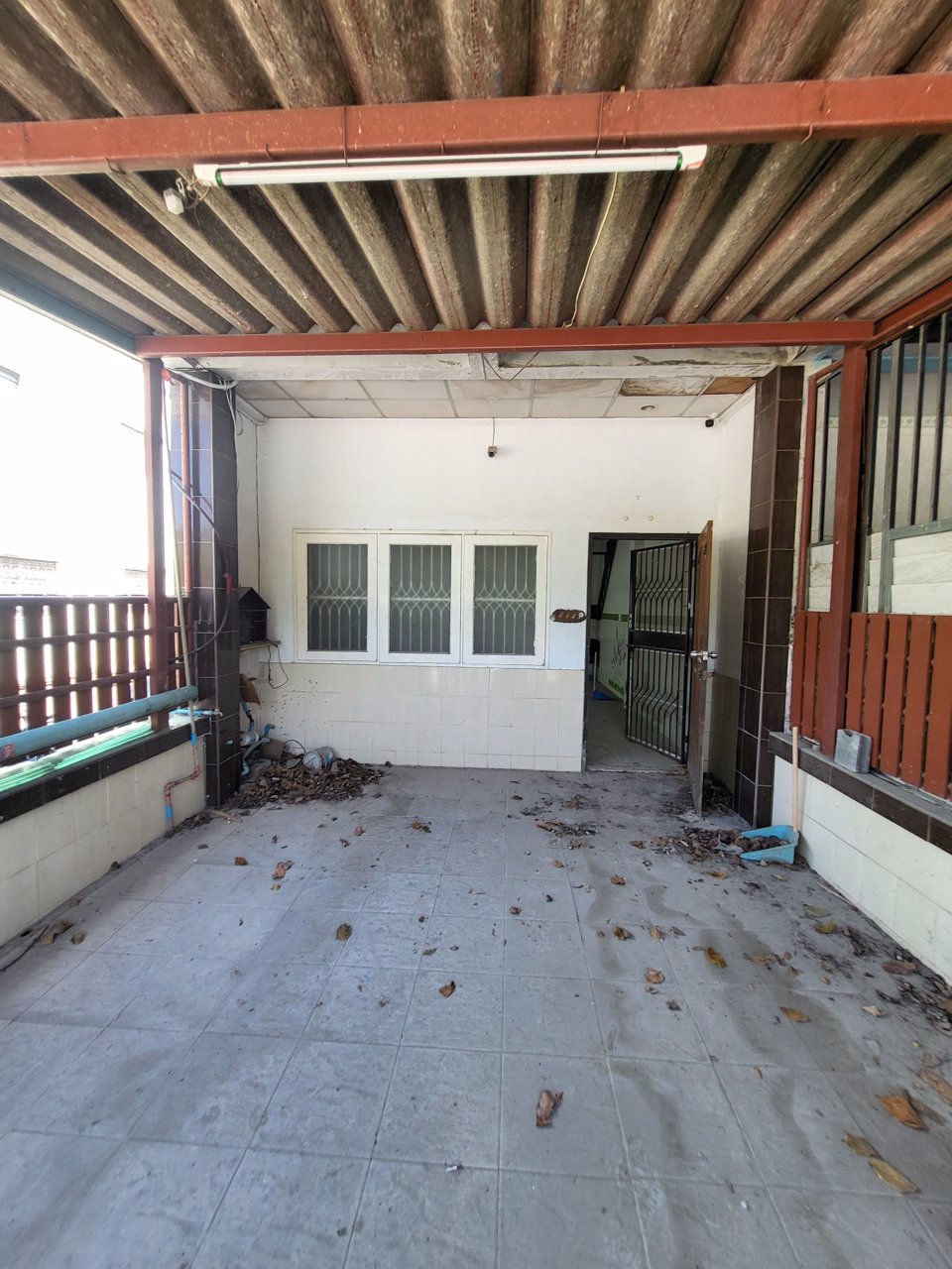 ทาวน์เฮ้าส์-2-ชั้น-หลังมุม-ขายถูก-เจ้าของขายเอง