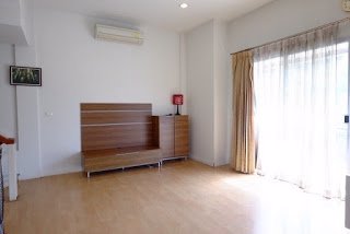 bs154-ให้เช่าทาวน์โฮม-3ชั้น-หมู่บ้านพลัส-ซิตี้พาร์-ศรีนครินทร์-สวนหลวง-บ้านสวย-เหมาะสำหรับพักอาศัย