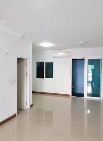 p2-ให้เช่าทาวน์โฮม-3-ชั้น-โครงการ-เดอะทรัสต์-เกษตรนวมินทร์-นวลจันทร์-มีเฟอร์นิเจอร์