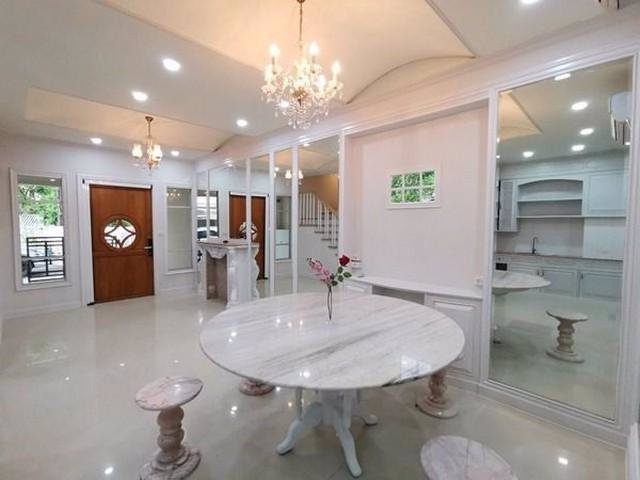 bs157-ให้เช่าทาวน์โฮม-3ชั้น-หมู่บ้านบ้านกลางกรุงแกรนเวียนนา-พระราม3-บ้านสวย-ทำเลดีเหมาะสำหรับพักอาศ