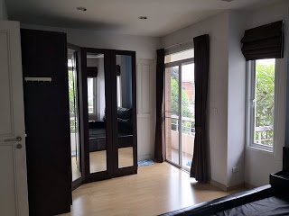 b161-ให้เช่าบ้านเดี่ยว-2ชั้น-โครงการ-เดอตะวัน-ถนนเคหะร่มเกล้า-บ้านสวยเหมาะสำหรับพักอาศัย