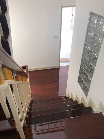 b86-ให้เช่าทาวน์เฮ้าส์-3ชั้น-ถนนสาธุประดิษฐ์-15-เขต-ยานนาวา-บ้านสวย-พึ่งรีโนเวทใหม่-เหมาะสำหรับพักอ