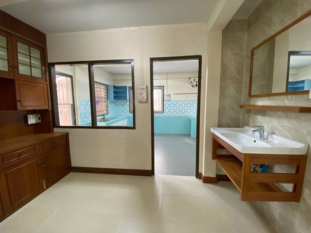 b166-ให้เช่าบ้านเดี่ยว-2ชั้น-ถนน-ลาดพร้าว-71-ซอย-สังคมสงเคราะห์-25-ใกล้ตลาดโชคชัย-4-เหมาะสำหรับพัก