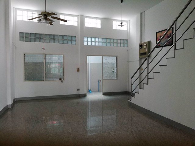 b171-ให้เช่าทาวน์เฮ้าส์-3ชั้น-ซอยลาดพร้าว-120-ทะลุลาดพร้าว-122-มหาดไทยหรือ-ซอยรามคำแหง-65ได้