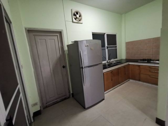 b172-ให้เช่าทาวน์เฮ้าส์-3-ชั้น-โครงการ-ปริญลักษณ์-ห้องมุมซอย-นวมินทร์-52-ถนน-นวมินทร์-บ้านสวยเหมาะสำ