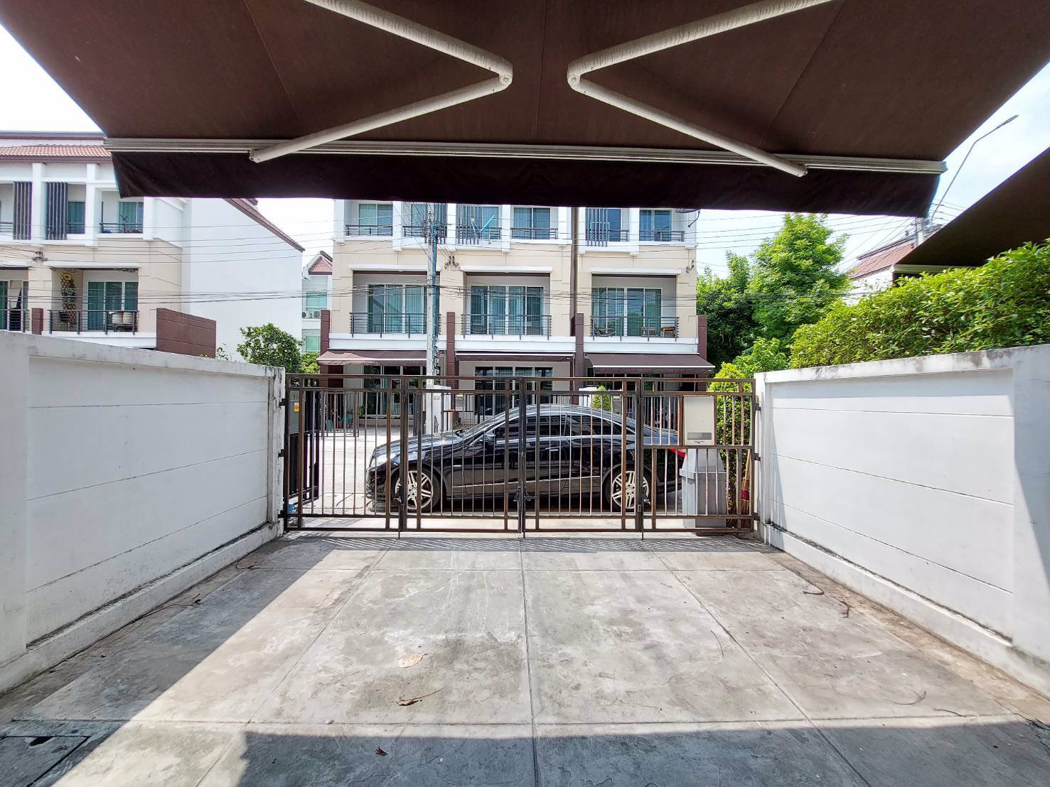 ขาย-ทาวน์โฮม-บ้านกลางเมือง-เกษตร-นวมินทร์-baan-klang-muang-kaset-nawamin