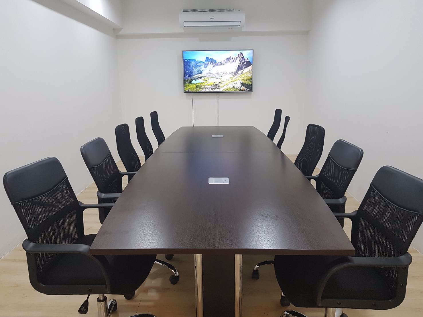 ready-to-move-ออฟฟิศให้เช่าขนาด-90-ตรม-ห้องสวย-ติดกระจก-เมืองทองธานี