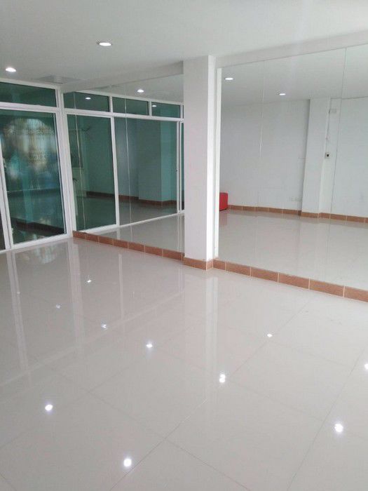 ให้เช่าอาคารพาณิชย์-4-ชั้น-ติดถนนประชาราษฏ์บำเพ็ญ-ทำออฟฟิศจดทะเบียนได้