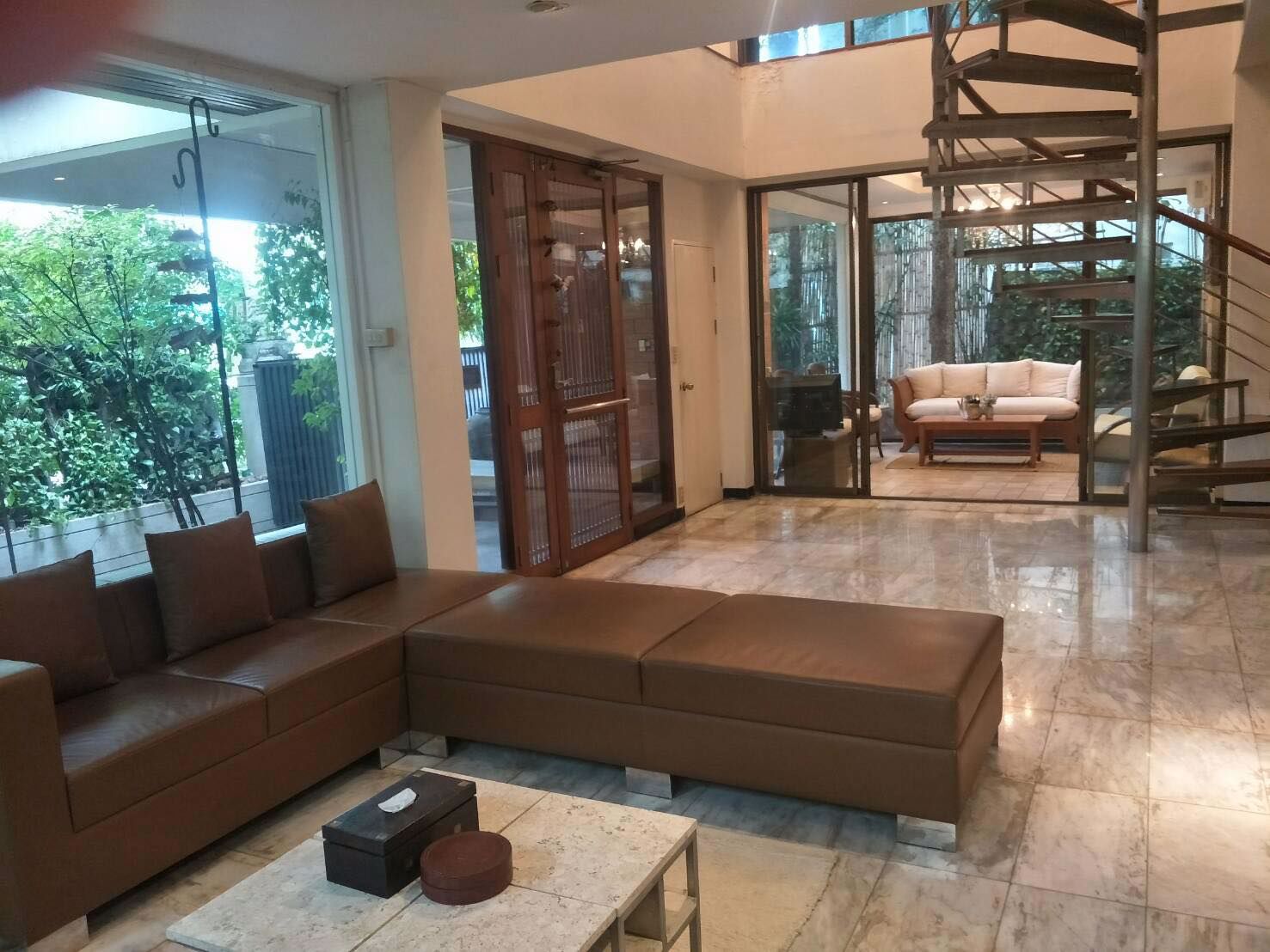 ขายโฮมออฟฟิตสำนักงาน-4-ชั้น-town-in-town