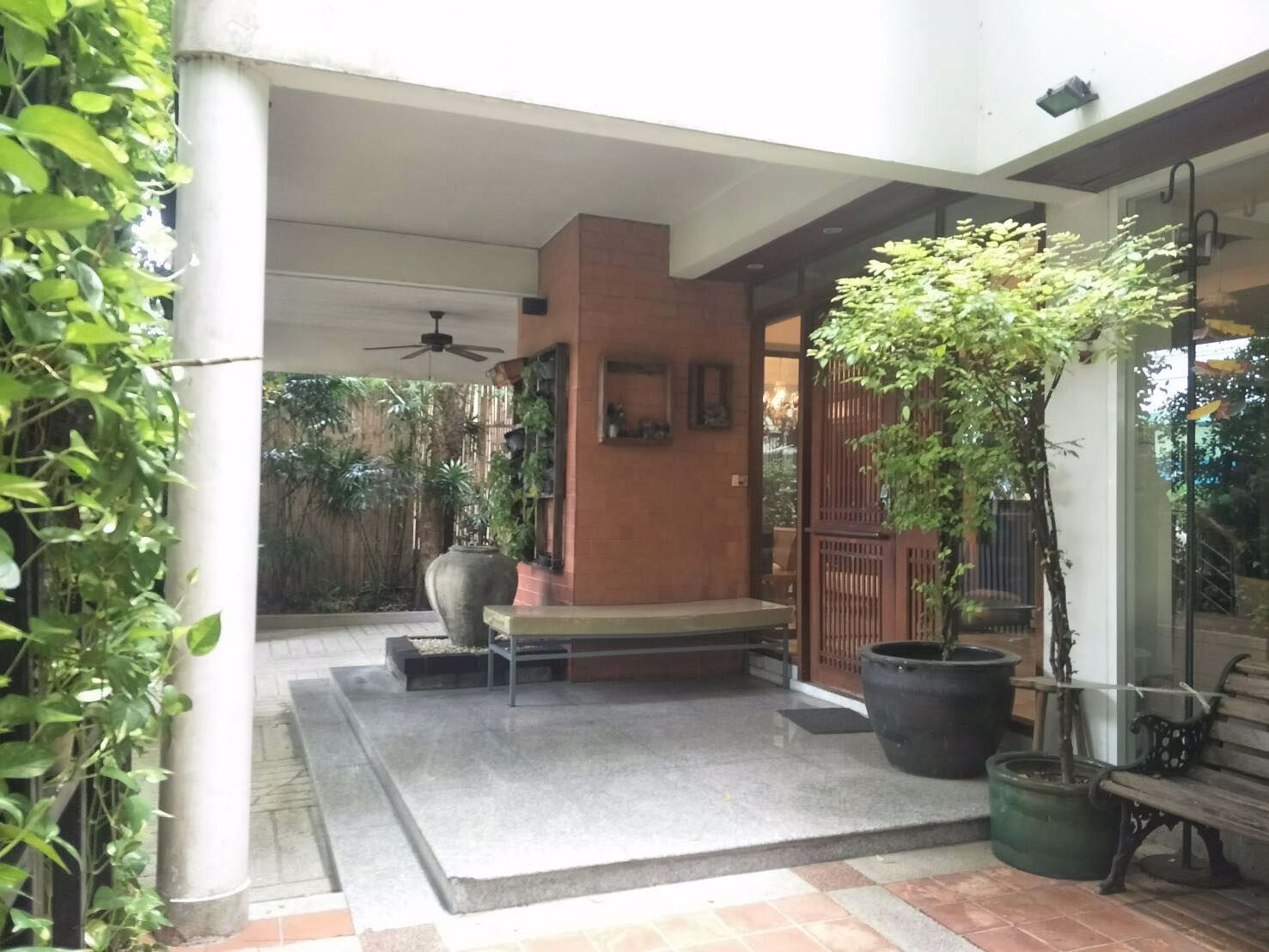 ขายโฮมออฟฟิตสำนักงาน-4-ชั้น-town-in-town