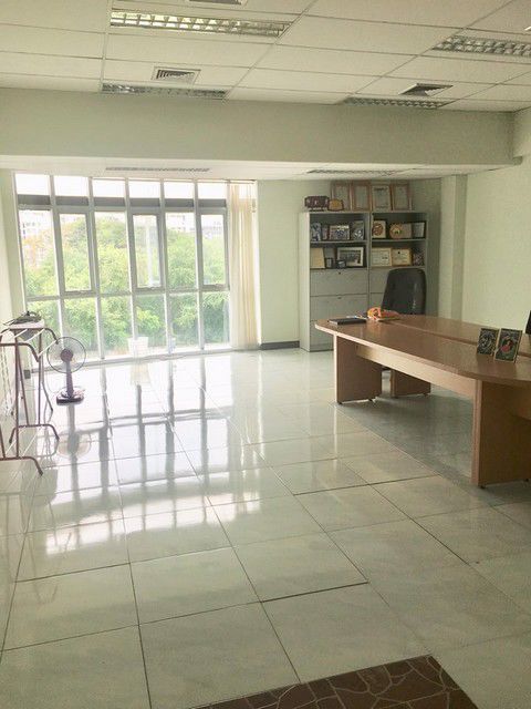 ให้เช่าอาคารสำนักงานศรีนครินทร์-ใกล้ถนนใหญ่-