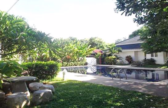 ขายและให้เช่าบ้านเดี่ยวหลังใหญ่-พร้อมสระว่ายน้ำ-ซอยนวมินทร์-111-ใกล้เลียบทางด่วนเอกมัยรามอินทรา-