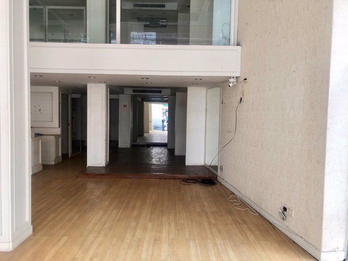 ให้เช่าและขาย-อาคารพาณิชย์ติดถนนทองหล่อ-สุขุมวิท