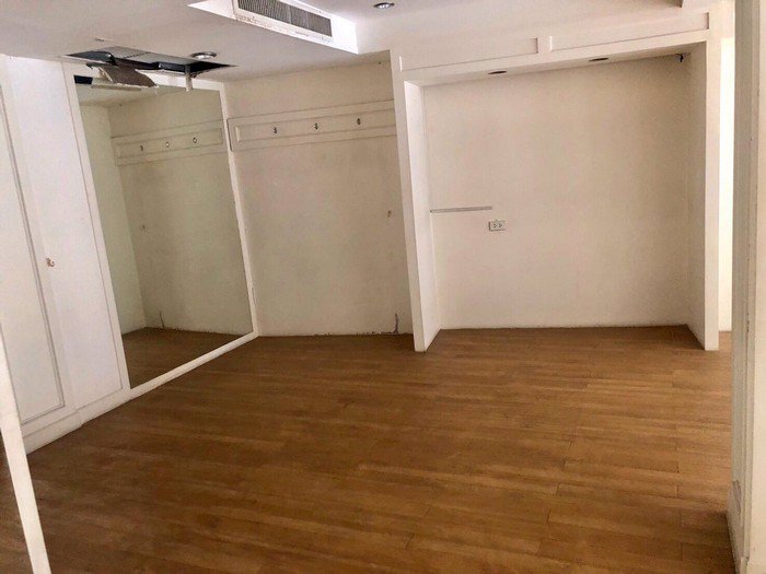 ให้เช่าและขาย-อาคารพาณิชย์ติดถนนทองหล่อ-สุขุมวิท