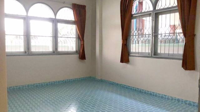 ให้เช่าบ้านเดี่ยวชั้นเดียว-โชคชัย-4-เดินทางสะดวก