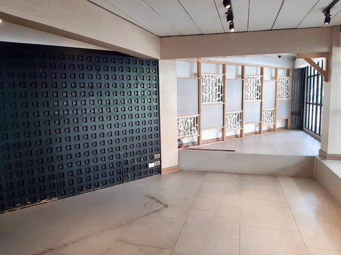 ให้เช่าอาคารพาณิชย์-3-ชั้นครึ่ง-ติดถนนสุขุมวิท-ใกล้-bts-ทองหล่อ-เหมาะทำธุรกิจ