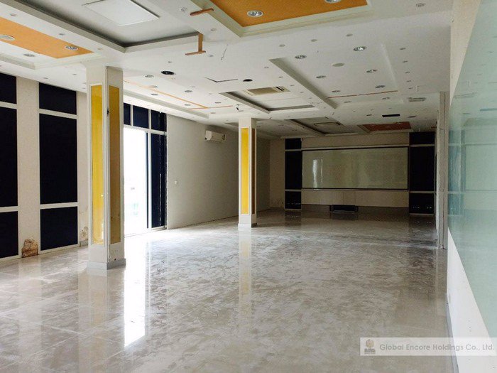 ให้เช่าอาคารสำนักงานติดถนนพระรามเก้า-ตกแต่งพร้อมอยู่