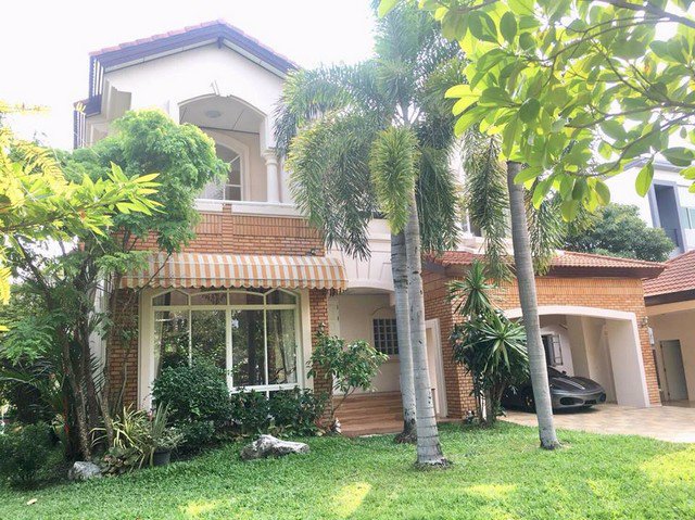 ให้เช่าและขายบ้านเดี่ยว-2-ชั้น-หมู่บ้านลดาวัลย์-ศรีนครินทร์-ซอยศรีด่าน-14