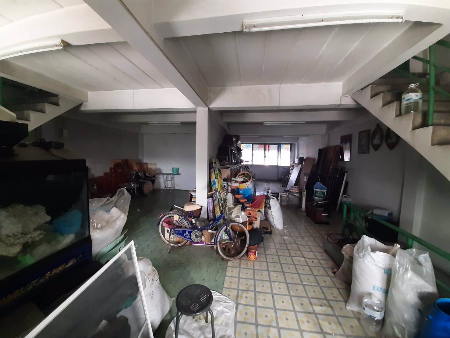 ขาย-อาคารพาณิชย์-2-คูหา-4-ชั้นครึ่ง-พร้อมที่ดินเปล่า