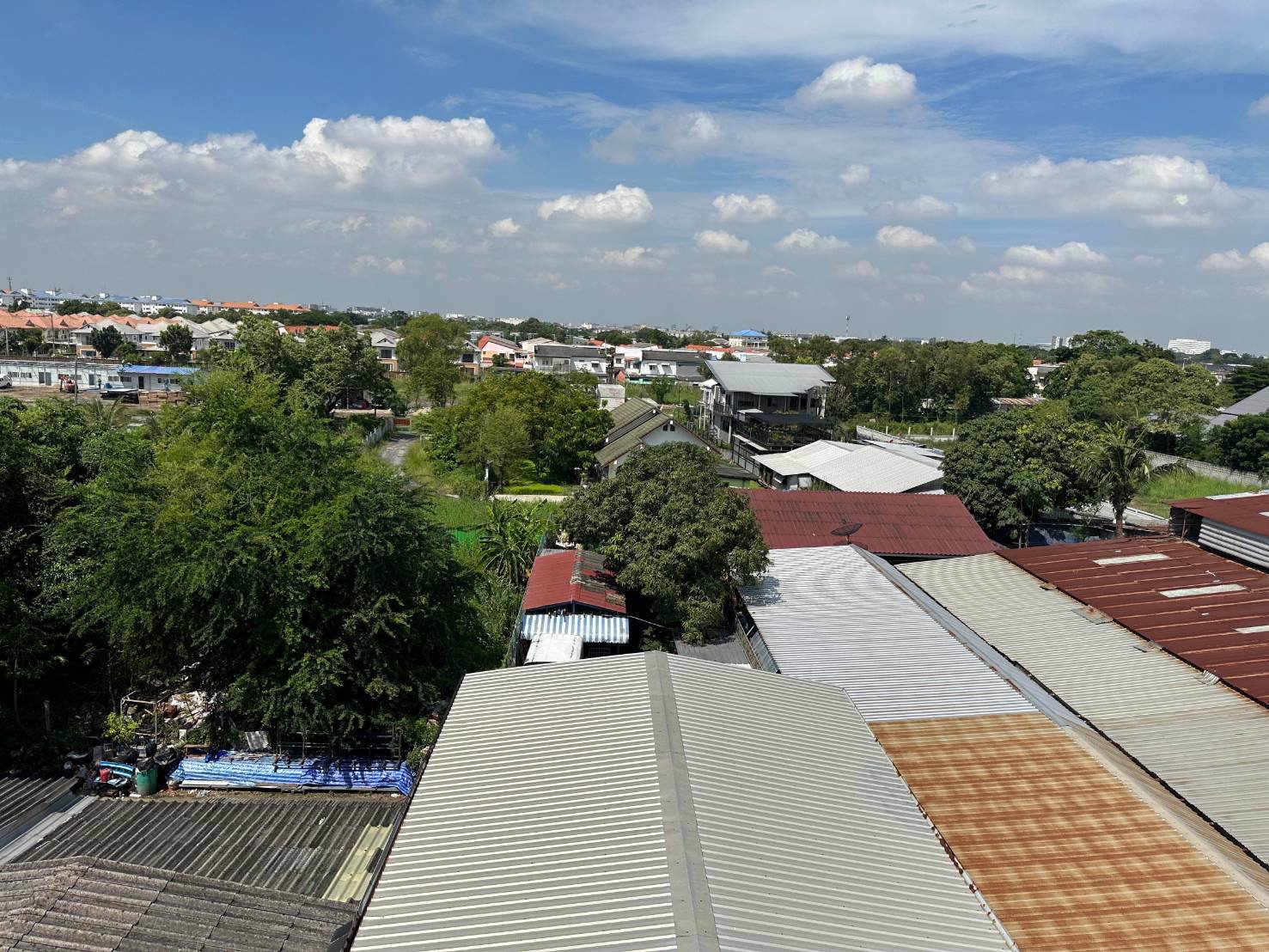 ขาย-อาคารพาณิชย์-2-คูหา-4-ชั้นครึ่ง-พร้อมที่ดินเปล่า