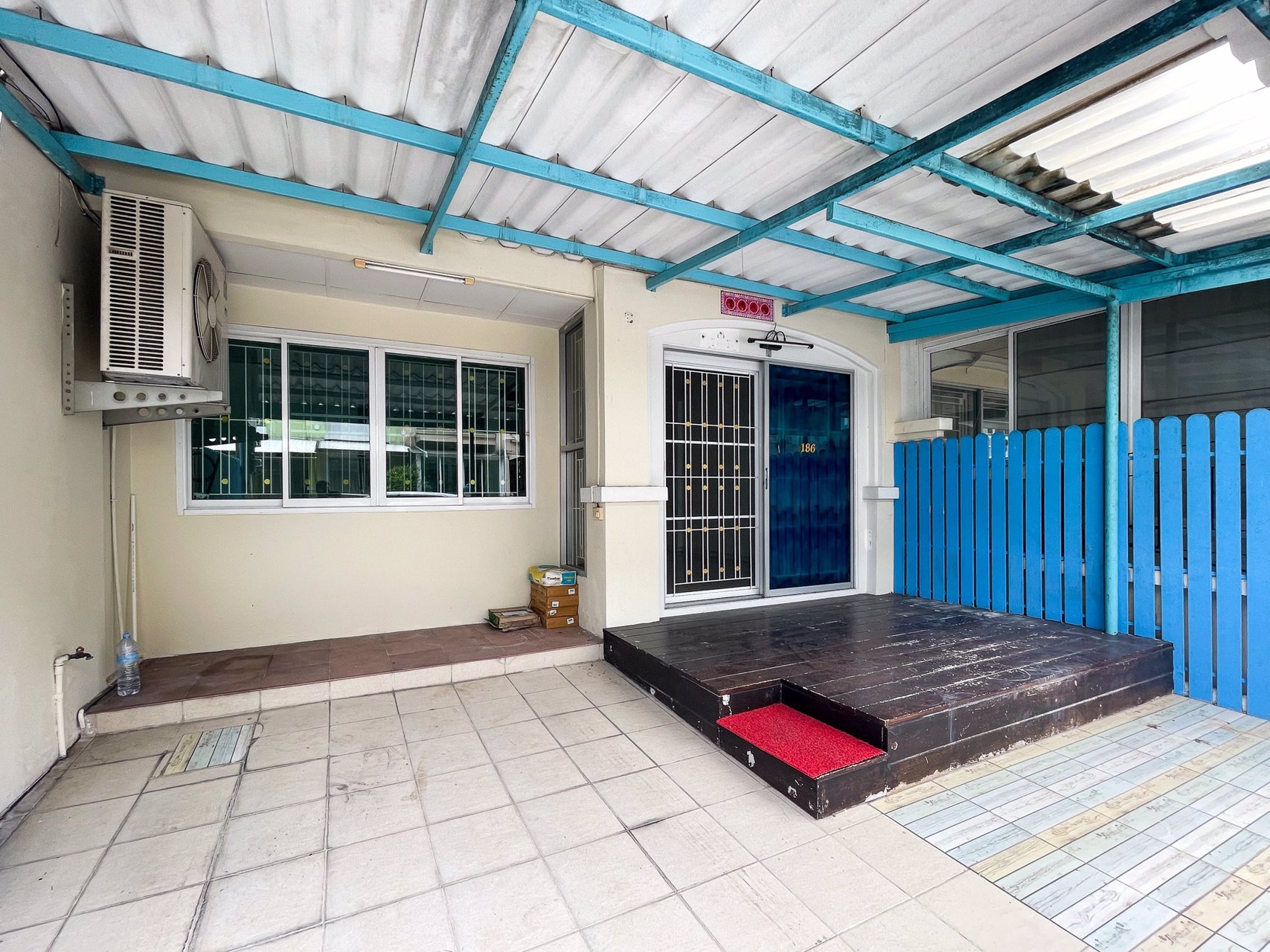 ขาย-ทาวน์โฮม-2-ชั้น-3-นอน-ใกล้รถไฟฟ้าสายสีชมพู