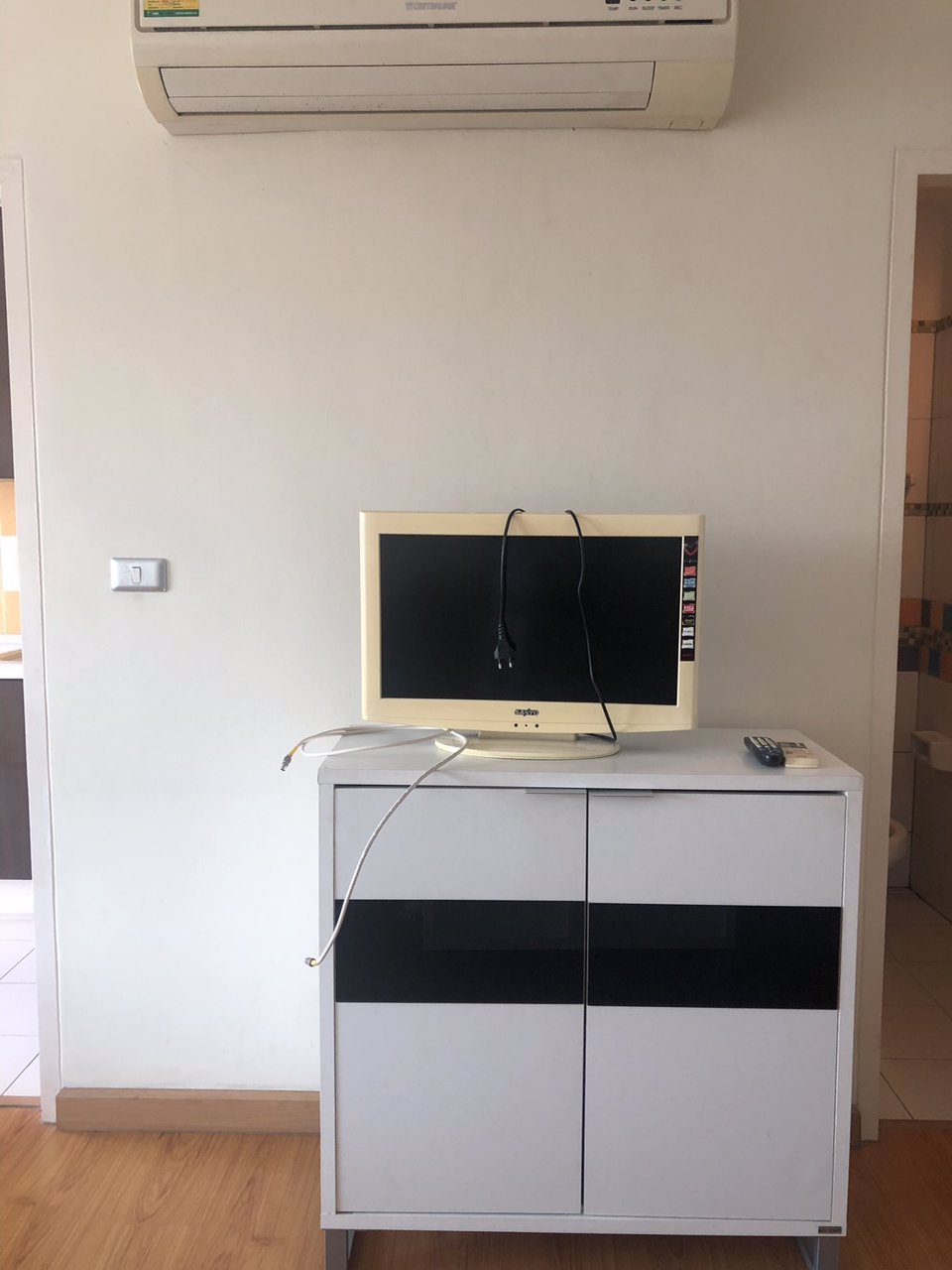 ให้เช่าคอนโด-เลอริช-le-rich-ริมถนนสาธุประดิษฐ์-ชั้น9-ห้อง-studio-32-ตรม-ใกล้ตลาดรุ่งเจริญ