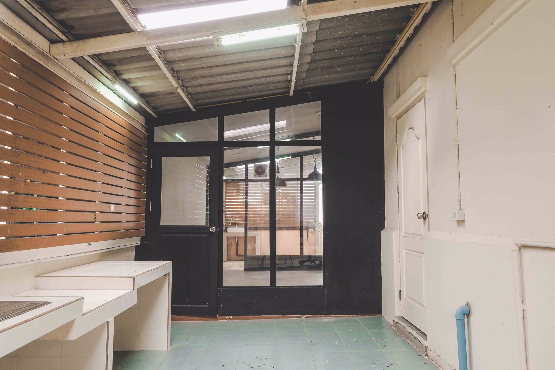 บ้านเดี่ยว-บางบัวทอง-บรรยากาศดีมาก-หมู่บ้านขนาดเล็ก-เงียบสงบ-ทำเลดีมาก-เพราะอยู่ต้นทางเข้าไทรน้อย