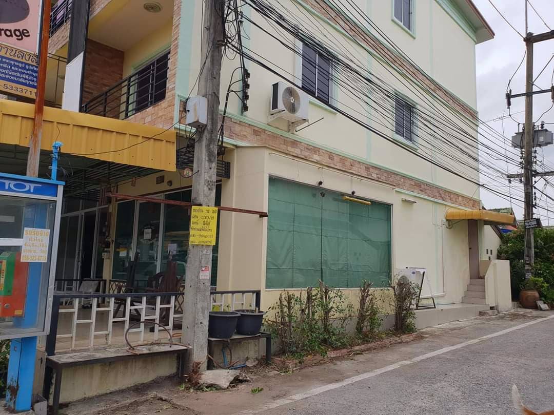 ขายอาคารพาณิชย์-3-ชั้น-เป็นห้องหัวมุม-ศรีราชา-ชลบุรี