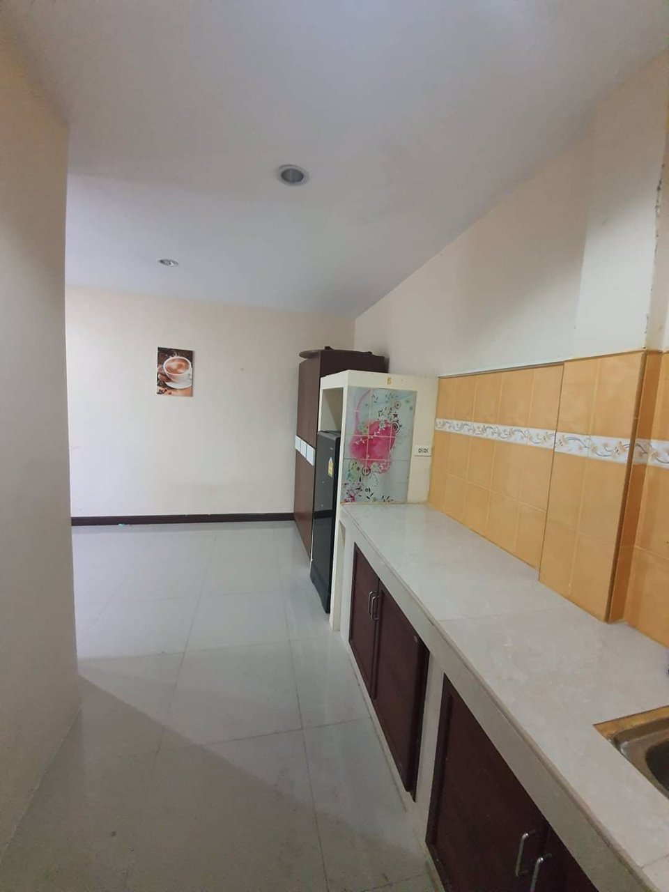 ขายอาคารพาณิชย์-3-ชั้น-เป็นห้องหัวมุม-ศรีราชา-ชลบุรี