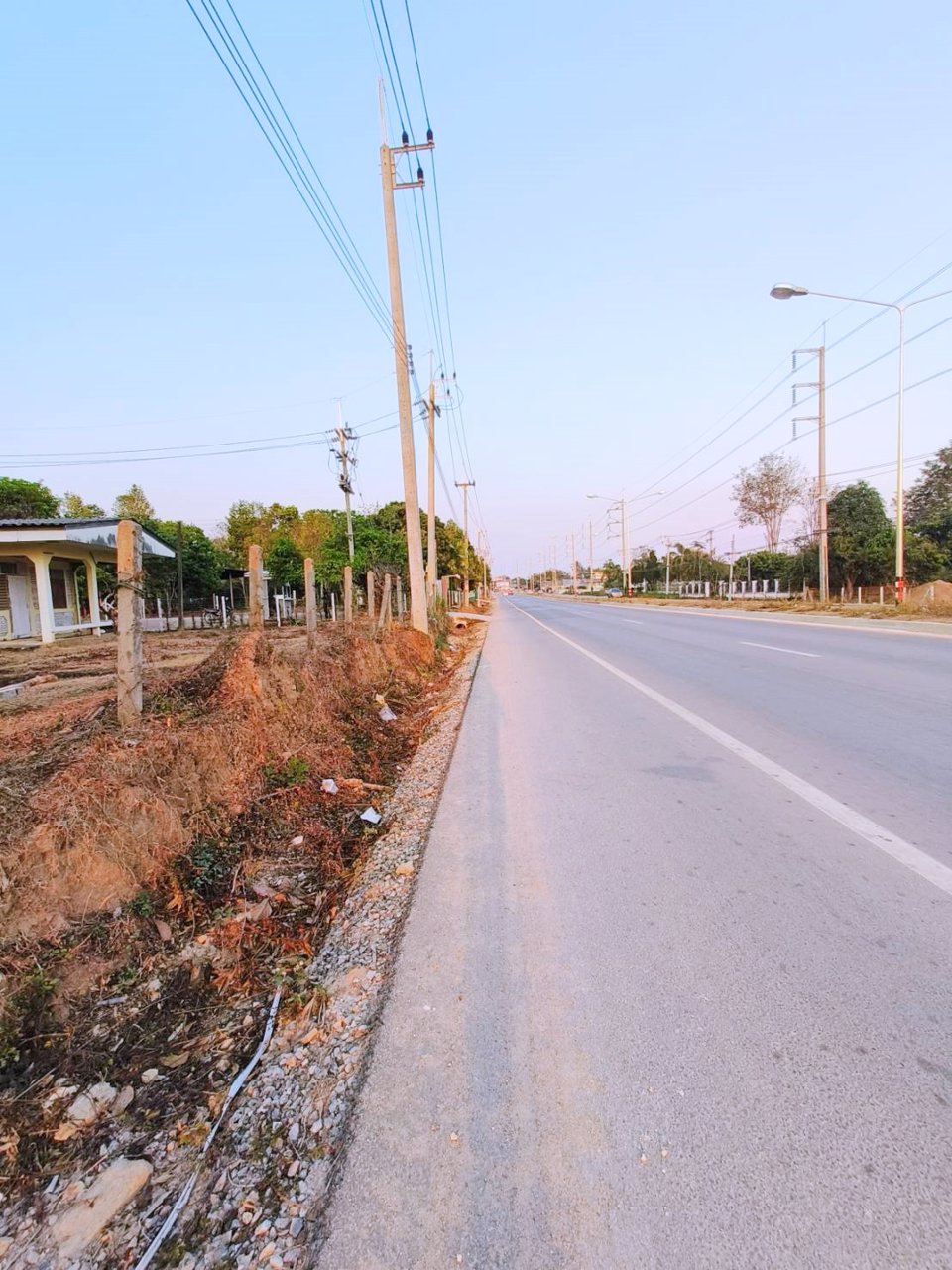 ขายที่ดินเปล่าจังหวัดเชียงราย-ถนนเด่นห้า-ดงมะดะ-ตำบลป่าอ้อดอนชัยอำเภอเมือง-จังหวัดเชียงราย