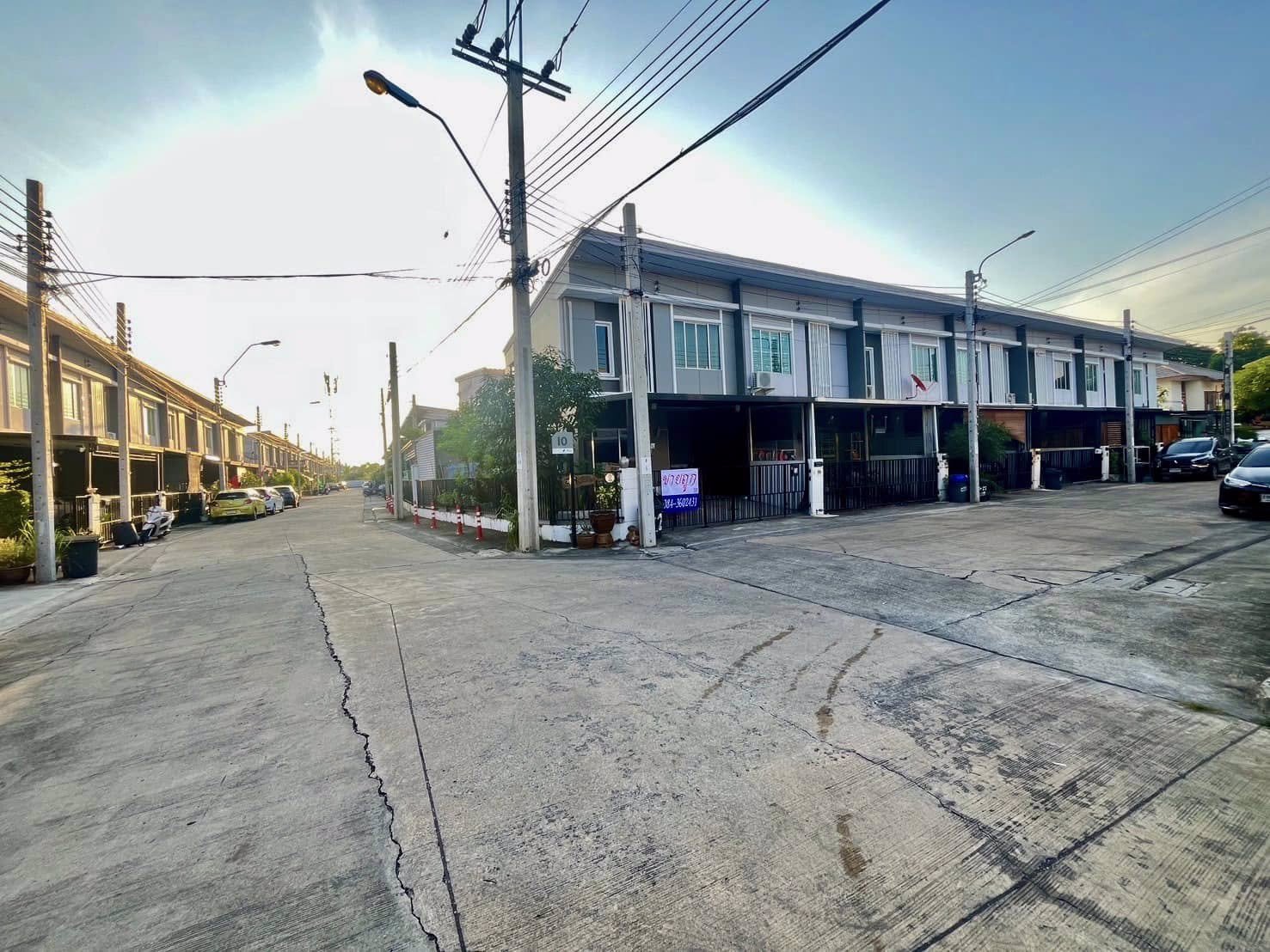 ขายด่วน-พฤกษาวิลล์-114-รามคำแหง-ร่มเกล้า