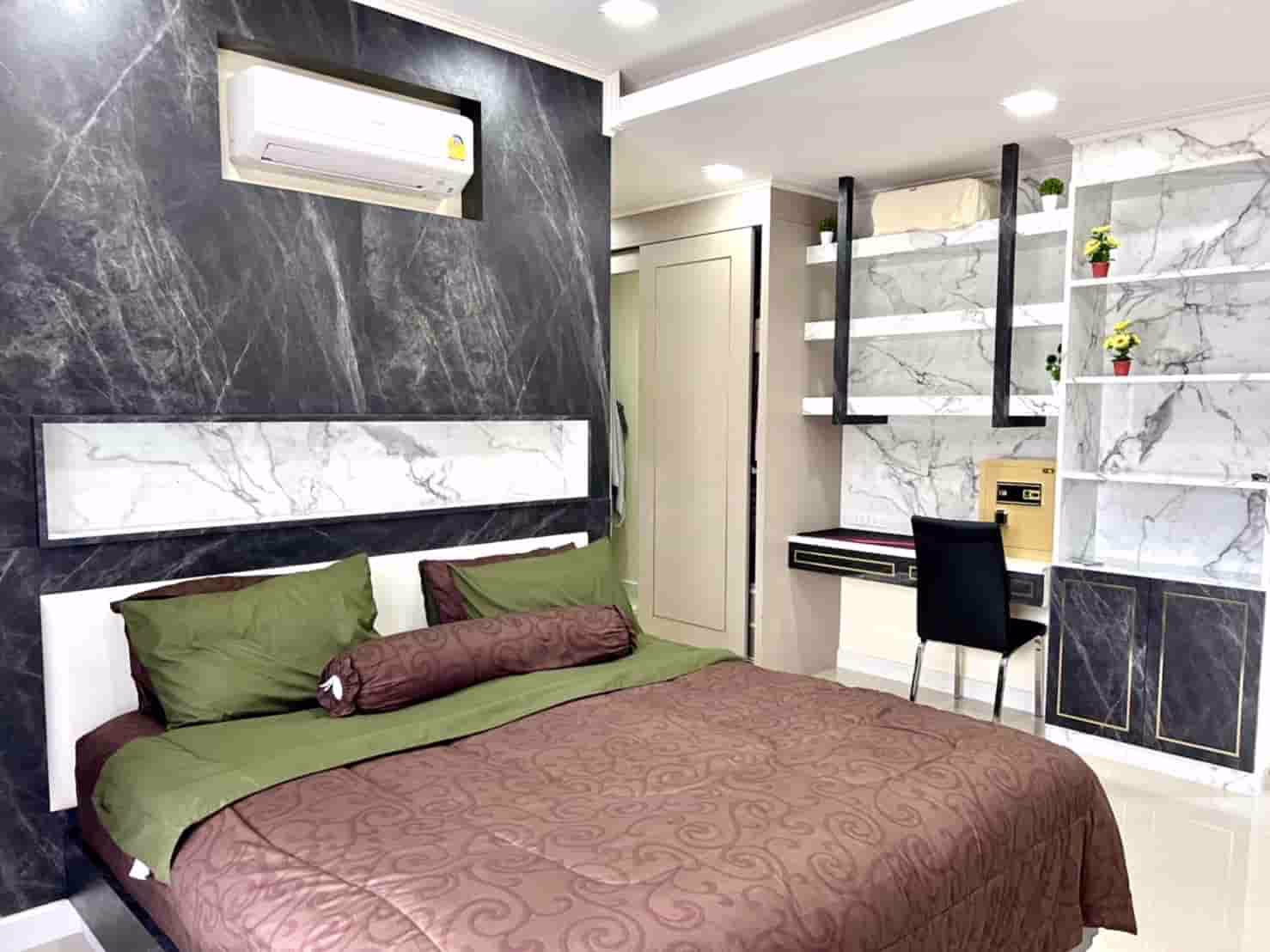 promotion-ซื้อบ้าน-ฟรี-รถ-pool-villa-ถนนเรียบรถไฟ-หนองปลาไหล