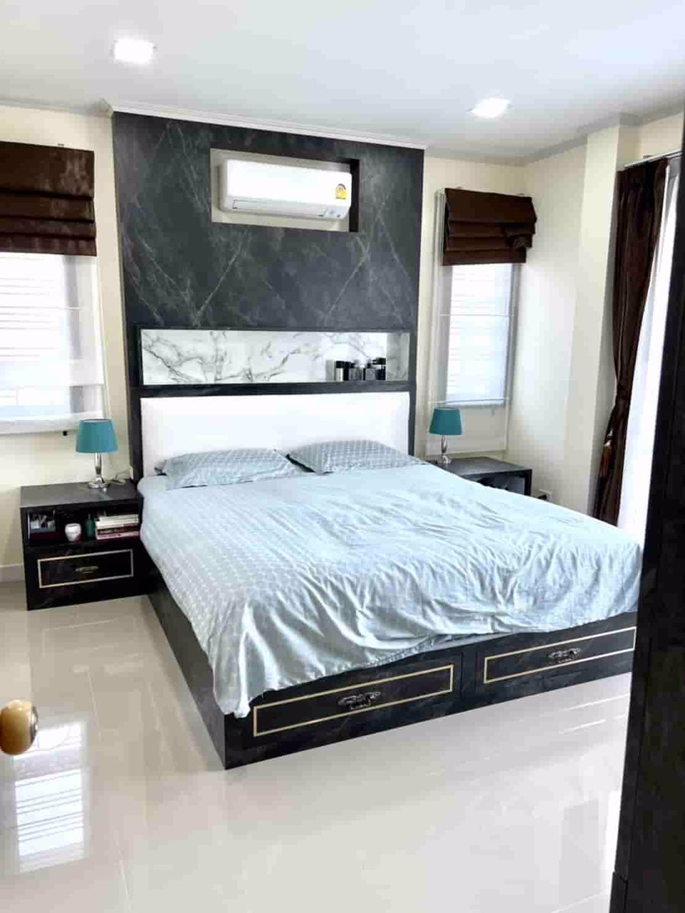 promotion-ซื้อบ้าน-ฟรี-รถ-pool-villa-ถนนเรียบรถไฟ-หนองปลาไหล