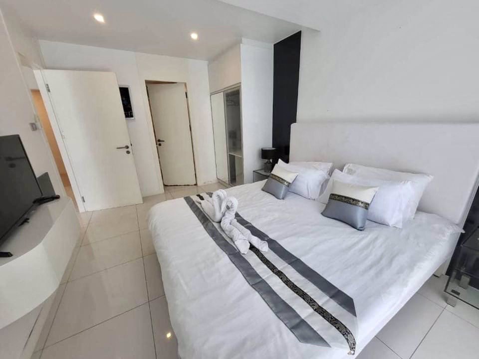 โครงการมานำเสนอ-ccr-condo-พัทยา-วิวสระว่ายน้ำราคา-2490000-บาท