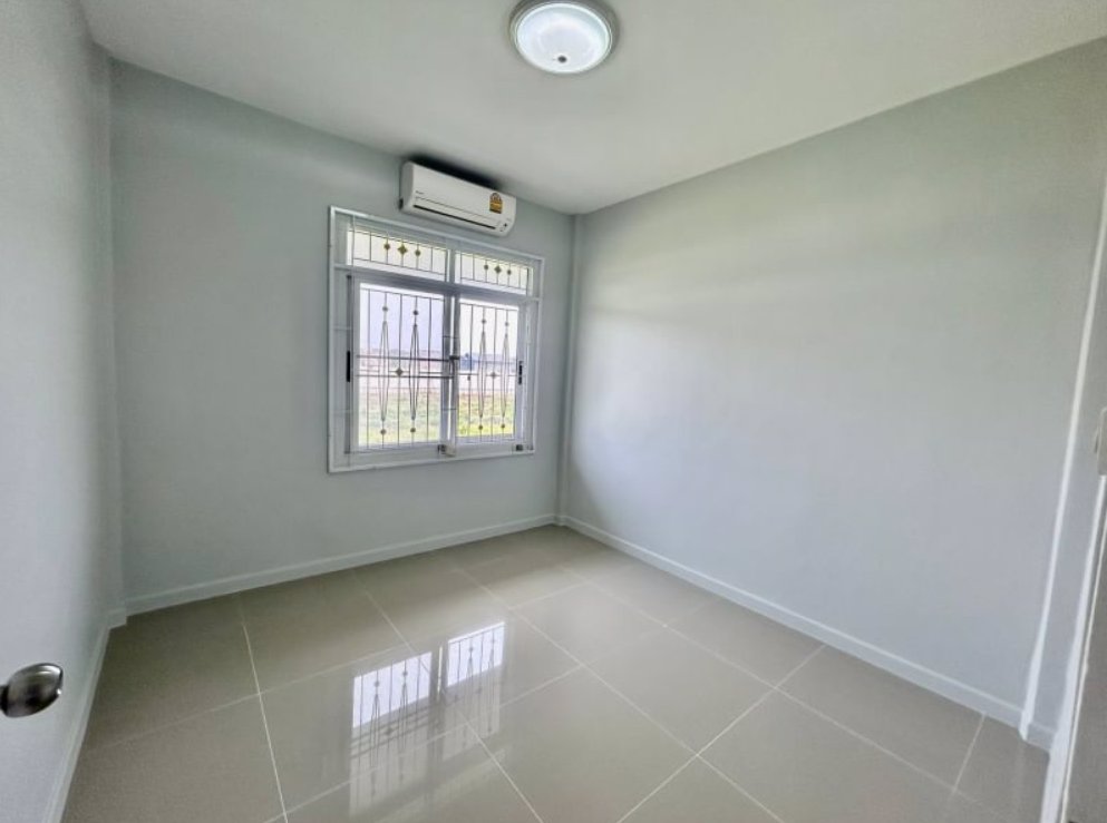 ขายด่วน-ขายถูก-ทาวน์เฮาส์2ชั้น-ต้นโครงการ-รีโนเวทใหม่ทั้งหลัง